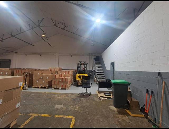 INDUSTRIAL PROPERTY TO RENT IN ATLANTIC HILLS